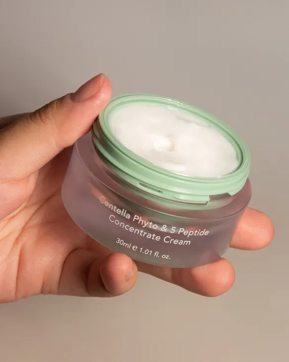 Haruharu Wonder Centella Phyto & 5 Peptide Concentrate Cream 30ml - Image 4