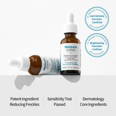 Δύο μπουκαλάκια Dr. Melaxin TX Serum, με πληροφορίες για το προϊόν.