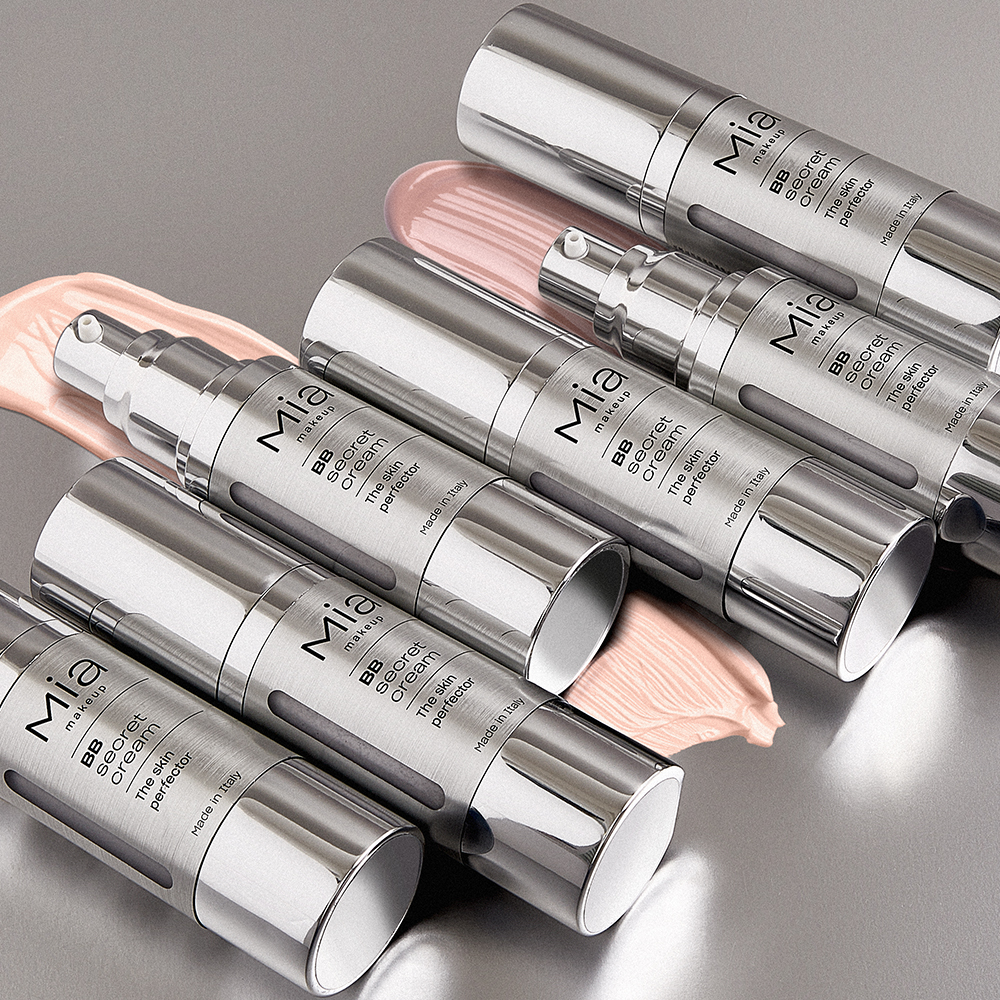 Πολλές συσκευασίες ΜΙΑ BB Secret Cream.